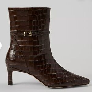 Elegant Brown Croc-Embossed Ankle Boots